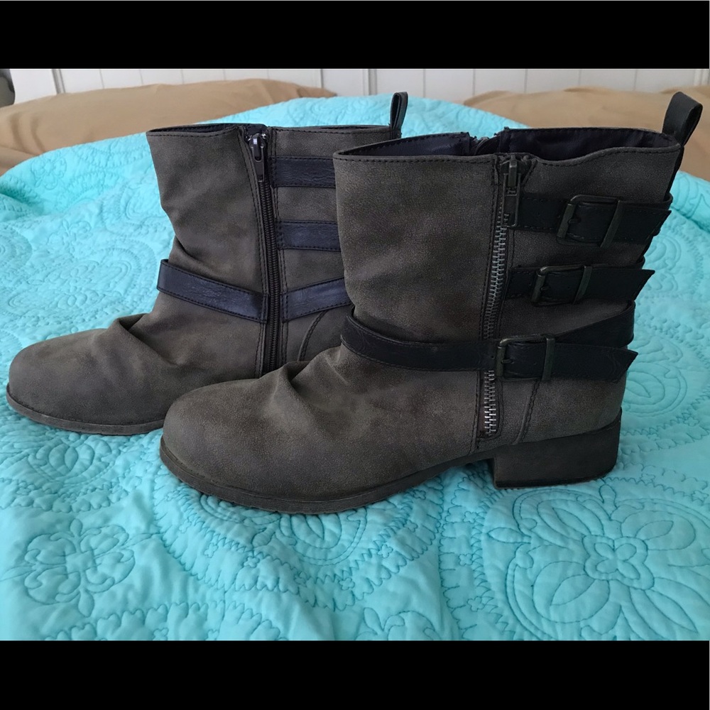 Women’s booties